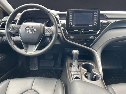 Used 2023 Toyota Camry SE AWD/4WD image 10