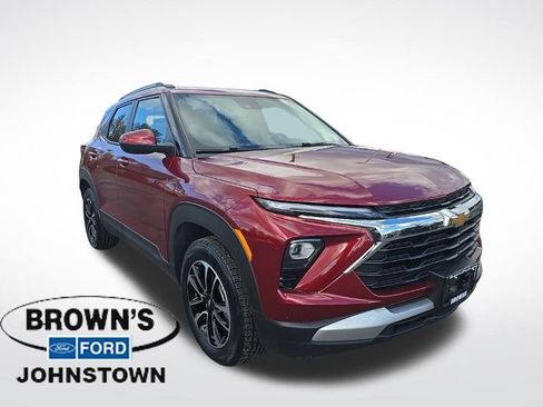 Used 2024 Chevrolet TrailBlazer LT image 1