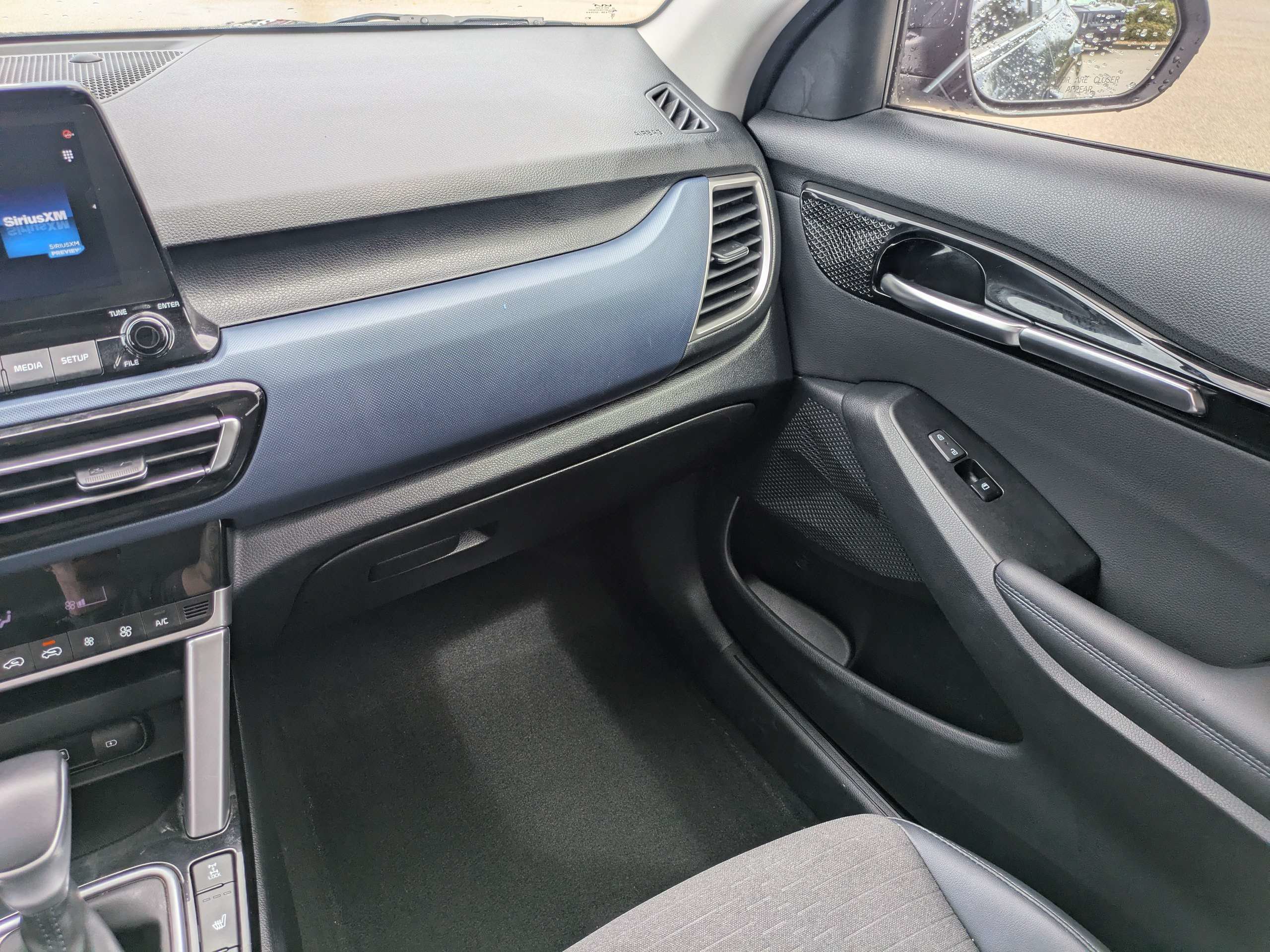 Certified 2023 Kia Seltos S w/ Navigation Package AWD/4WD image 16