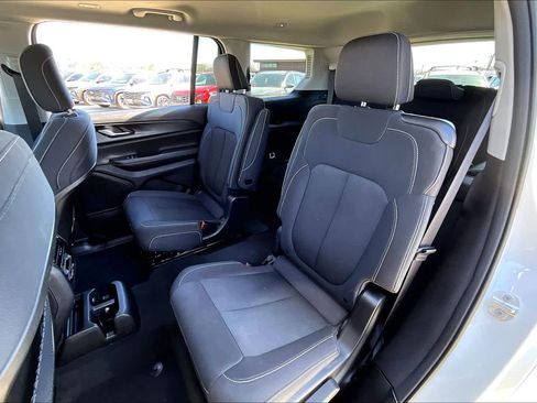 Used 2023 Jeep Grand Cherokee L Laredo w/ Trailer Tow Group (B) image 20