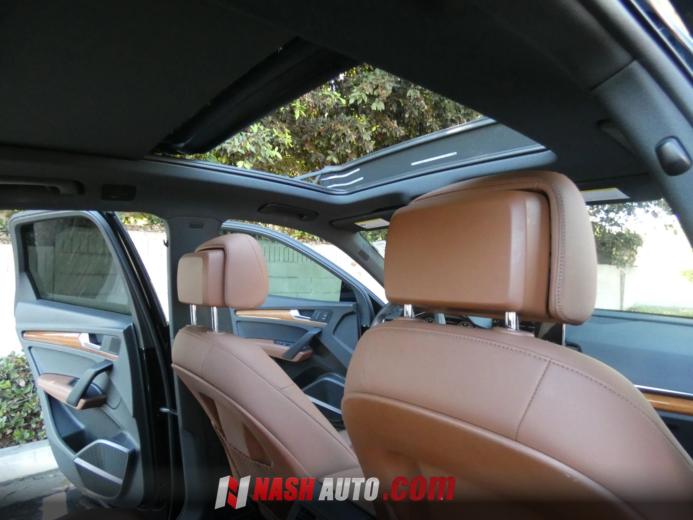 Used 2022 Audi Q5 2.0T Premium Plus w/ Premium Plus Package AWD/4WD image 46