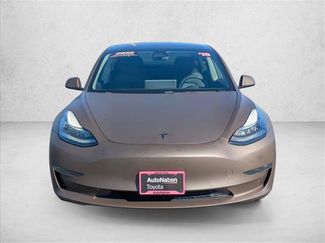 Used 2018 Tesla Model 3 Long Range video 2