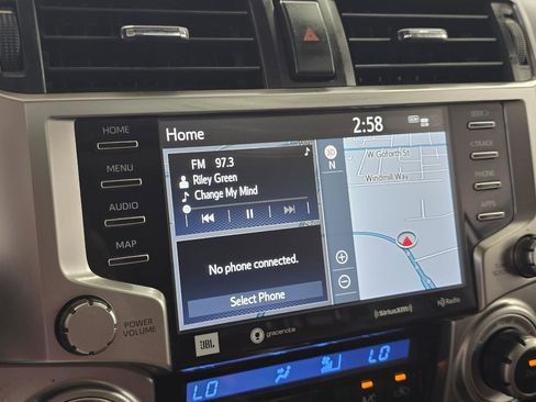 Used 2020 Toyota 4Runner Limited AWD/4WD image 16