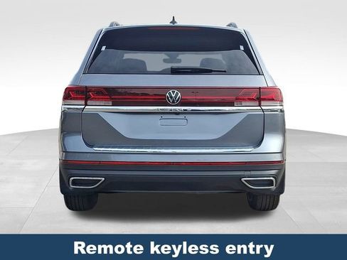 Used 2024 Volkswagen Atlas SE image 6