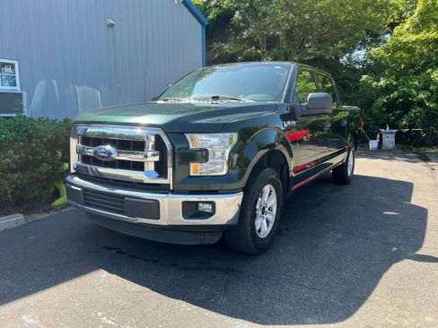 Used 2015 Ford F150 XLT RWD image 2