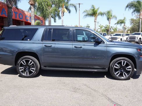 Used 2019 Chevrolet Suburban LT RWD image 10