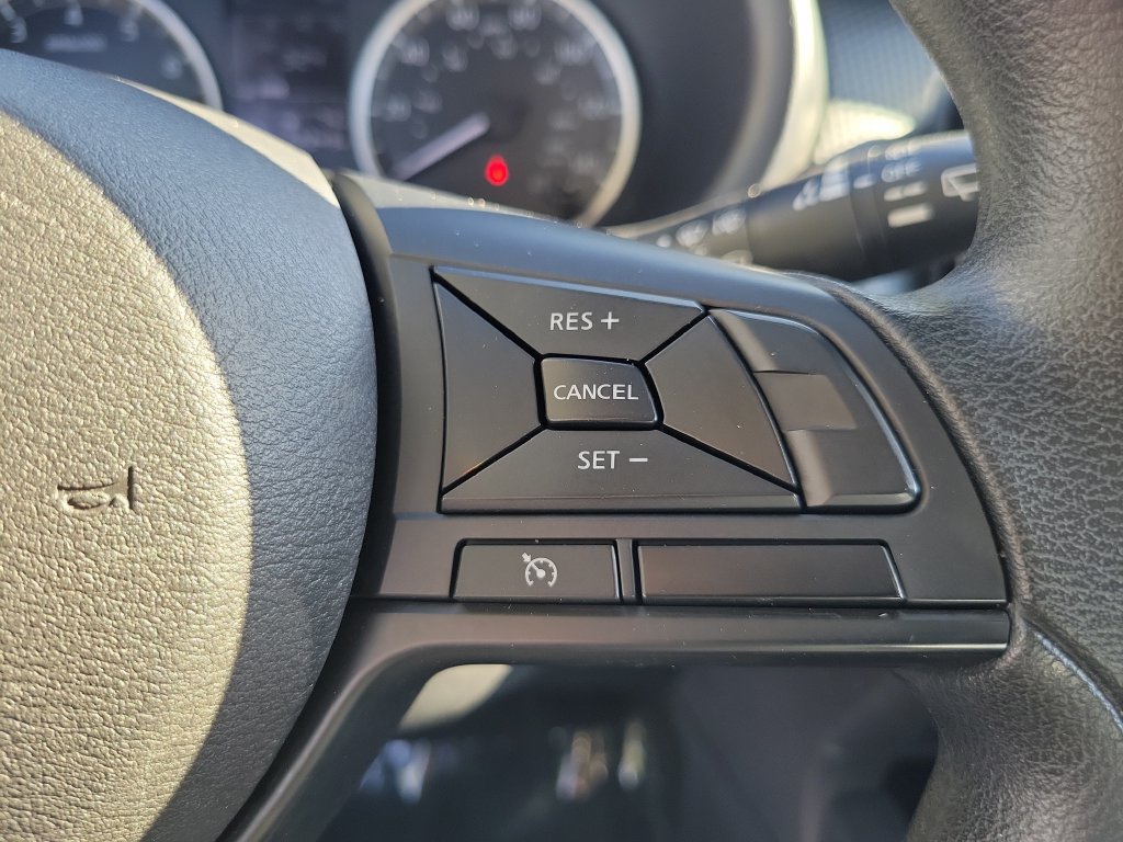 Used 2024 Nissan Kicks S FWD image 33