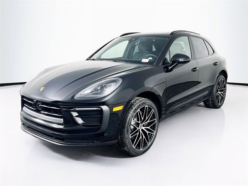 New 2026 Porsche Macan image 1