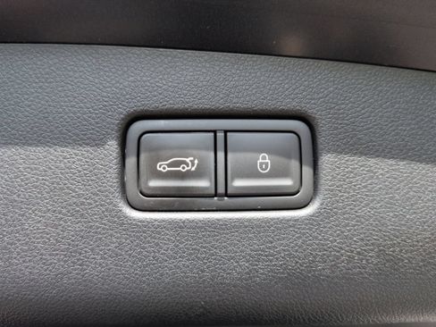 Used 2024 Genesis GV70 2.5T w/ Sport Prestige Package AWD/4WD image 12