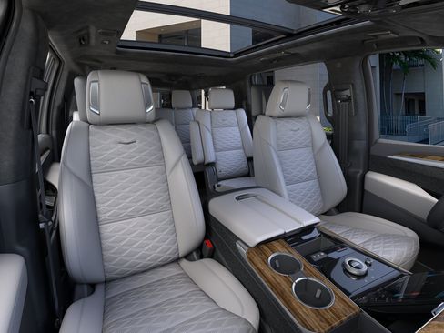 New 2026 Cadillac Escalade ESV Platinum Sport w/ LPO, ONYX Package AWD/4WD image 16