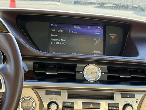 Used 2017 Lexus ES 350 image 10
