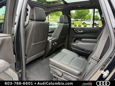 Used 2024 GMC Yukon SLT w/ SLT Premium Package AWD/4WD image 28