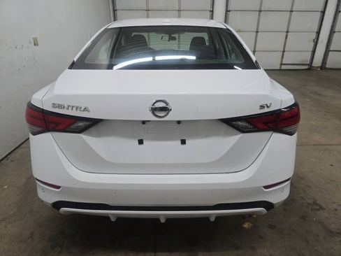 Used 2022 Nissan Sentra SV image 10