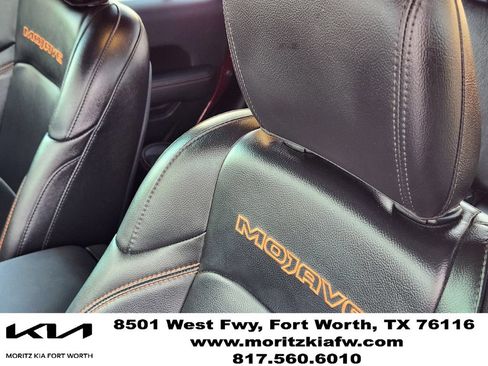 Used 2021 Jeep Gladiator Mojave AWD/4WD image 14