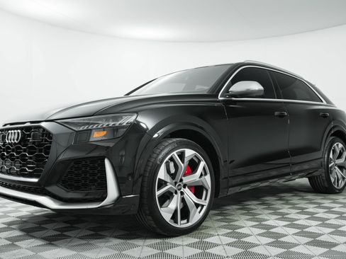 Used 2024 Audi RS Q8 image 3