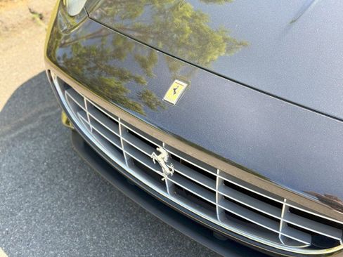 Used 2014 Ferrari California image 15