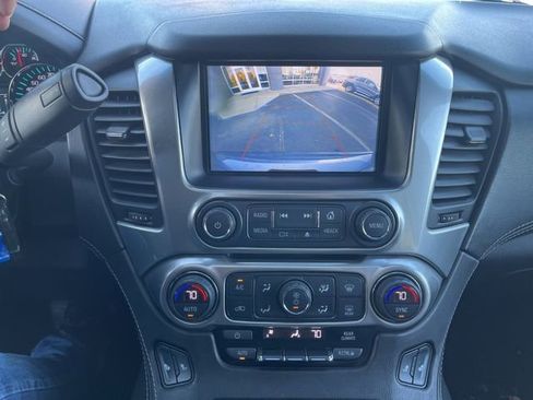 Used 2018 Chevrolet Suburban LT image 28