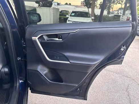 Used 2020 Toyota RAV4 XSE AWD/4WD image 37