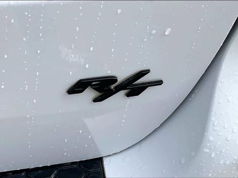 Used 2022 Dodge Durango R/T RWD image 9