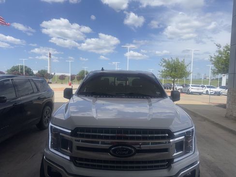Used 2020 Ford F150 XLT w/ Equipment Group 302A Luxury RWD image 17
