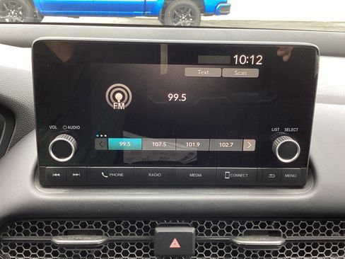 Used 2023 Honda HR-V Sport image 5