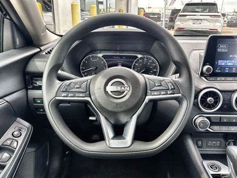 Used 2024 Nissan Sentra SV image 18