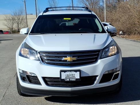 Used 2017 Chevrolet Traverse LT image 34