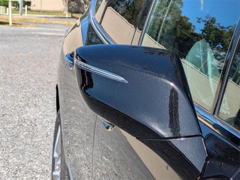 Used 2022 Buick Enclave Premium w/ Surround and Sites Package image 11