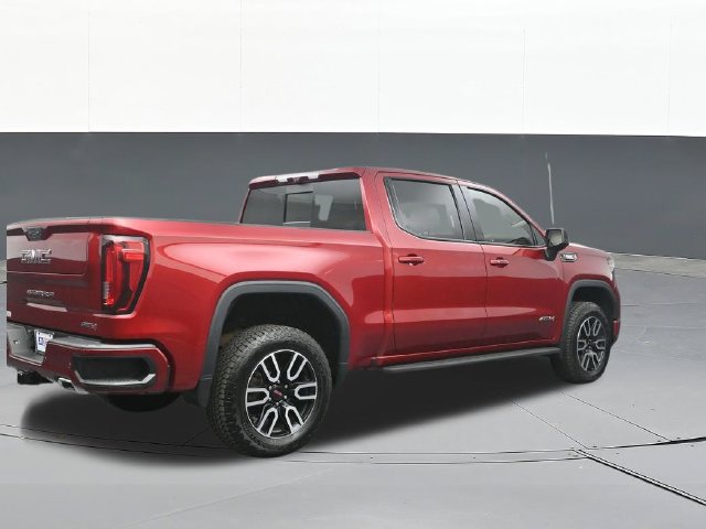 Used 2024 GMC Sierra 1500 AT4 w/ Technology Package AWD/4WD image 14