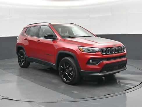 New 2026 Jeep Compass Latitude AWD/4WD image 1