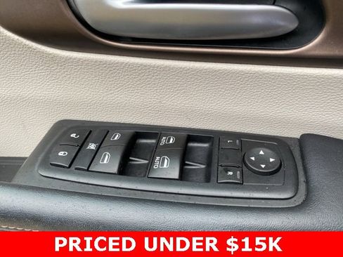 Certified 2017 Chrysler Pacifica Touring-L w/ Tire & Wheel Group image 28