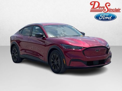 Used 2025 Ford Mustang Mach-E Select w/ Comfort Package Lite AWD/4WD image 4