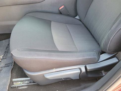 Used 2024 Nissan Sentra SV FWD image 4