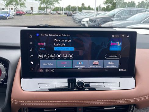 Used 2025 Nissan Rogue Platinum w/ Platinum Premium Package AWD/4WD image 14