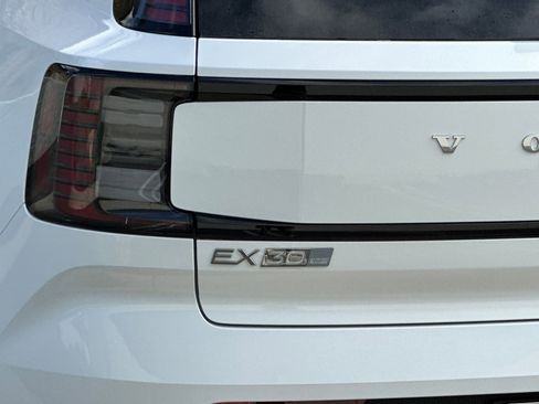 New 2026 Volvo EX30 Plus RWD image 7
