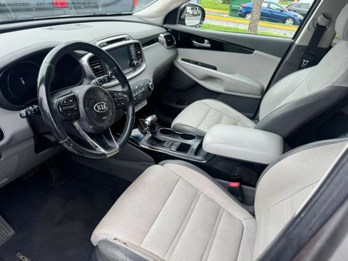 Used 2016 Kia Sorento SX FWD image 8