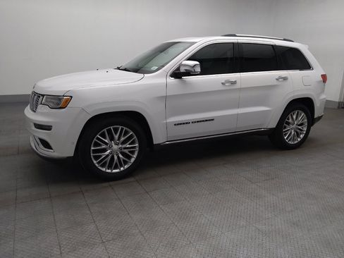 Used 2018 Jeep Grand Cherokee Summit AWD/4WD image 2