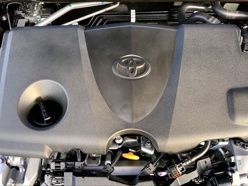 Certified 2026 Toyota Camry LE image 31