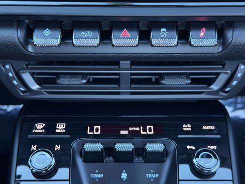 Used 2024 Porsche 911 Carrera T image 31