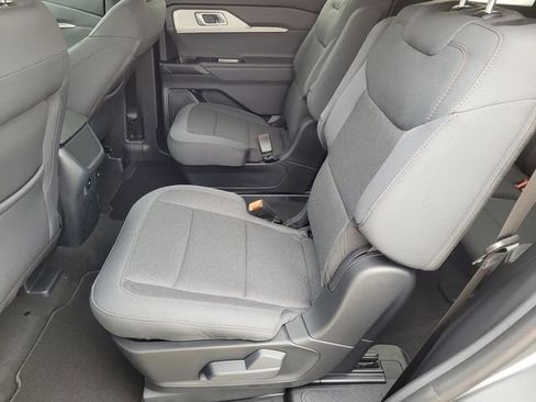 New 2026 Ford Explorer Active image 27