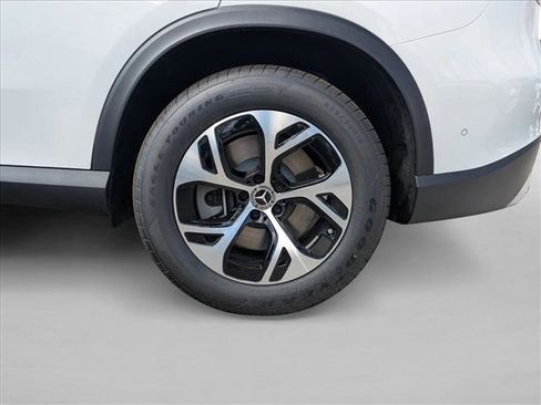 New 2026 Mercedes-Benz GLC 350e 4MATIC image 9