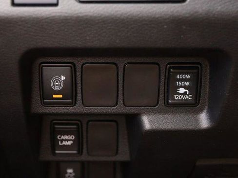 Used 2025 Nissan Frontier SV w/ SV Convenience Package RWD image 21