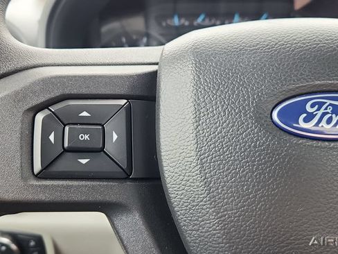 Used 2022 Ford F250 XL w/ Power Equipment Group AWD/4WD image 31