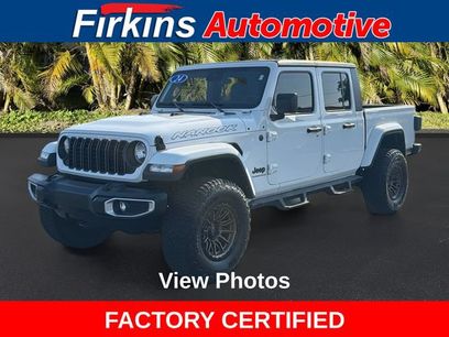 Used 2024 Jeep Gladiator Sport