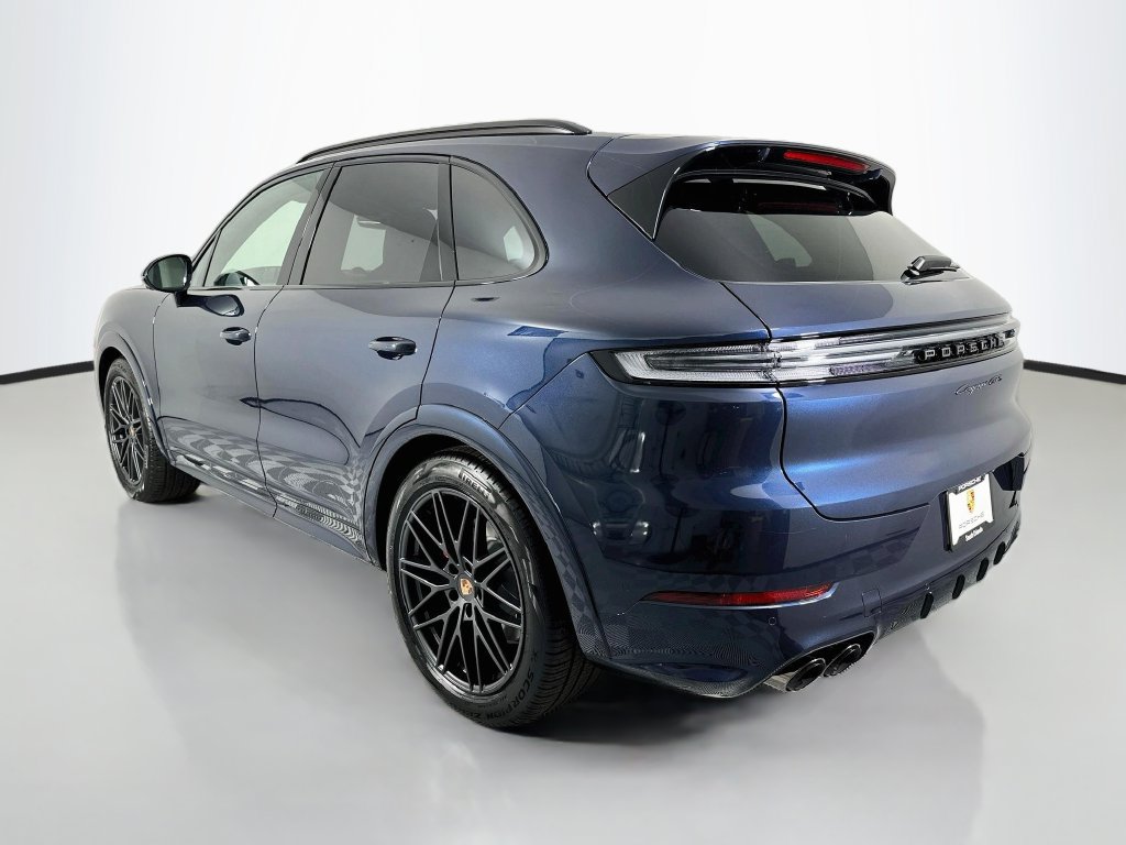 New 2026 Porsche Cayenne GTS AWD/4WD image 3