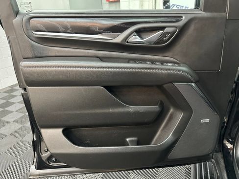 Used 2023 GMC Yukon Denali AWD/4WD image 16