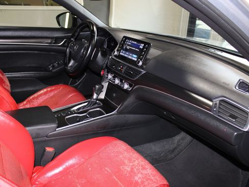 Used 2021 Honda Accord Sport image 27