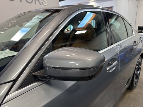 Used 2025 BMW 330i xDrive Sedan image 12