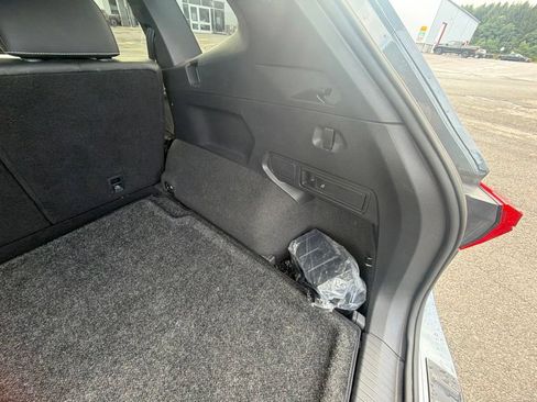 Used 2023 Volkswagen Tiguan SE R-Line AWD/4WD image 47
