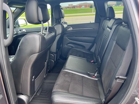 Used 2020 Jeep Grand Cherokee Altitude RWD image 19